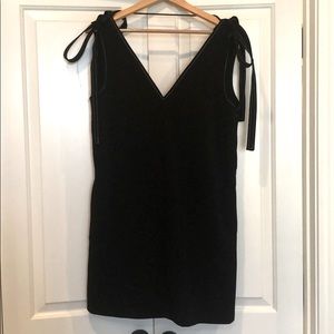 Black dress with pockets